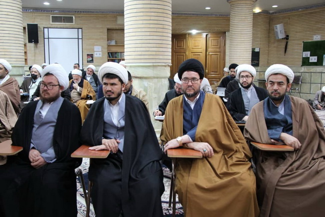 آئین تجلیل از حجت‌الاسلام والمسلمین سید عباس مظفری مرتضوی مدیر مجموعه مرکز فقهی ائمه اطهار(ع) افغانستان در قم