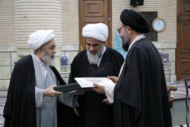 آئین تجلیل از حجت‌الاسلام والمسلمین سید عباس مظفری مرتضوی مدیر مجموعه مرکز فقهی ائمه اطهار(ع) افغانستان در قم