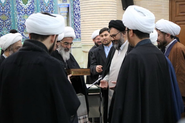 آئین تجلیل از حجت‌الاسلام والمسلمین سید عباس مظفری مرتضوی مدیر مجموعه مرکز فقهی ائمه اطهار(ع) افغانستان در قم
