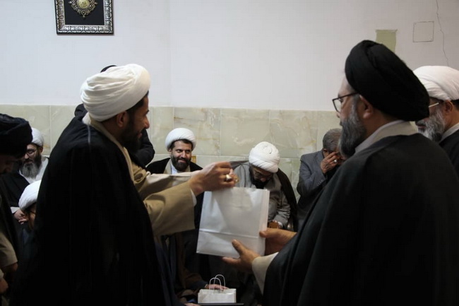 آئین تجلیل از حجت‌الاسلام والمسلمین سید عباس مظفری مرتضوی مدیر مجموعه مرکز فقهی ائمه اطهار(ع) افغانستان در قم