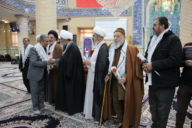 تجلیل از شاگردان جانباز درس حضرت استاد در روز جانباز