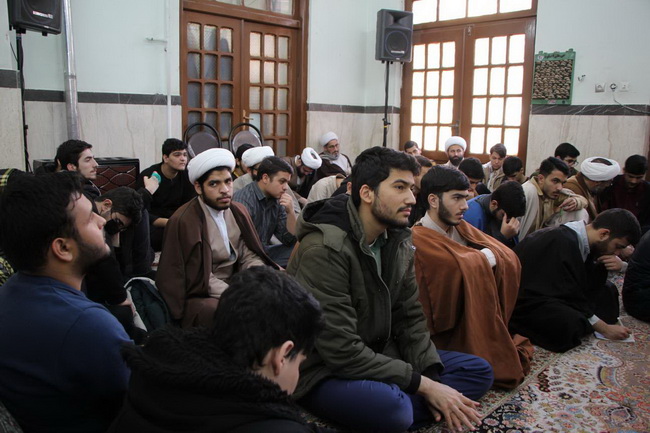 سخنرانی بمناسبت نیمه شعبان و دهه فجر و آئین عمامه گذاری طلاب مدرسه رسالت قم