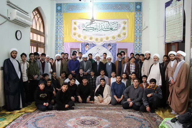سخنرانی بمناسبت نیمه شعبان و دهه فجر و آئین عمامه گذاری طلاب مدرسه رسالت قم