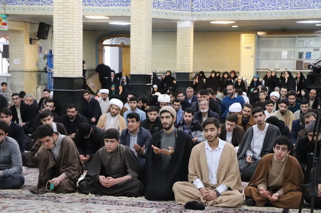 دیدار اساتید و طلاب حوزه علمیه حضرت ولی عصر(ع) شهرستان بناب و خانواده آنان