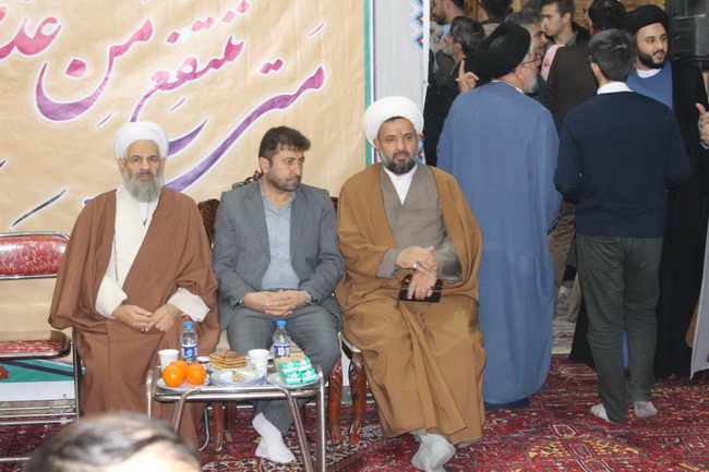 جشن نیمه شعبان و دهه فجر و آئین عمامه گذاری ۲۳ نفر از طلاب حوزه علمیه بناب