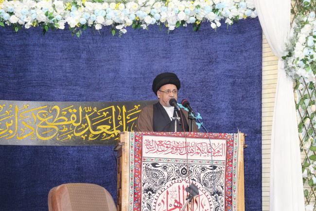 جشن نیمه شعبان و دهه فجر و آئین عمامه گذاری ۲۳ نفر از طلاب حوزه علمیه بناب