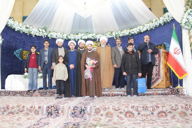 جشن نیمه شعبان و دهه فجر و آئین عمامه گذاری ۲۳ نفر از طلاب حوزه علمیه بناب