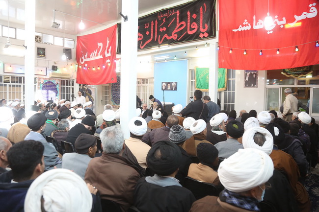 مراسم جشن مبعث و عمامه گذاری جمعی از طلاب