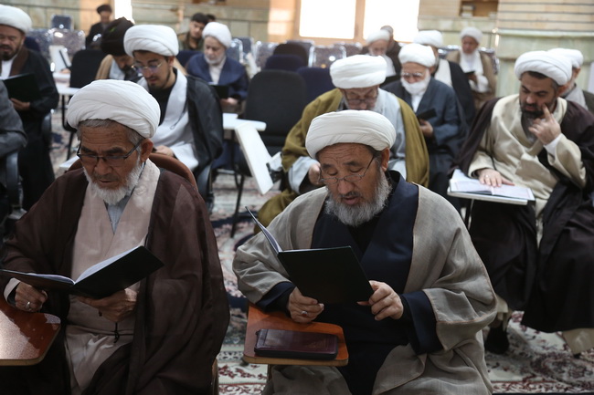 مراسم عزاداری شهادت ولی امر مسلمین حضرت آیت الله العظمی امام خامنه‌ای(قدس سره الشریف) در مرکز فقهی ائمه اطهار(ع)