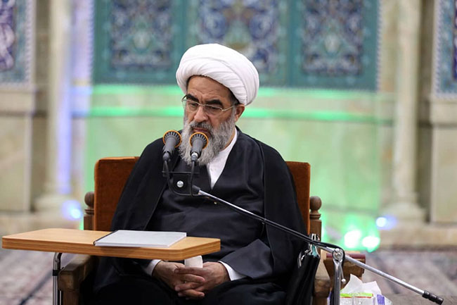 تجلیل از حضرت استاد در روز معلم