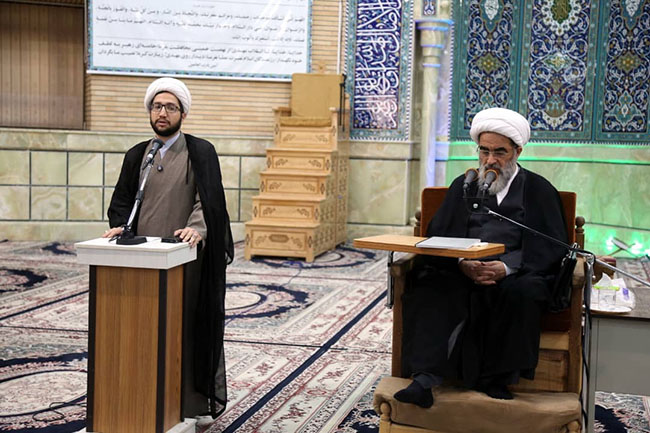 تجلیل از حضرت استاد در روز معلم