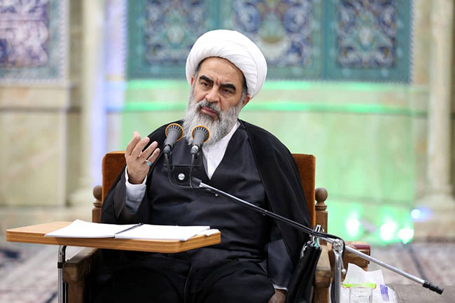 تجلیل از حضرت استاد در روز معلم