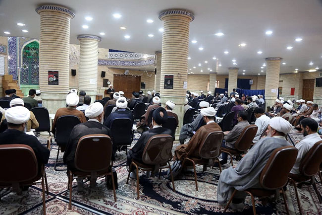 تجلیل از حضرت استاد در روز معلم