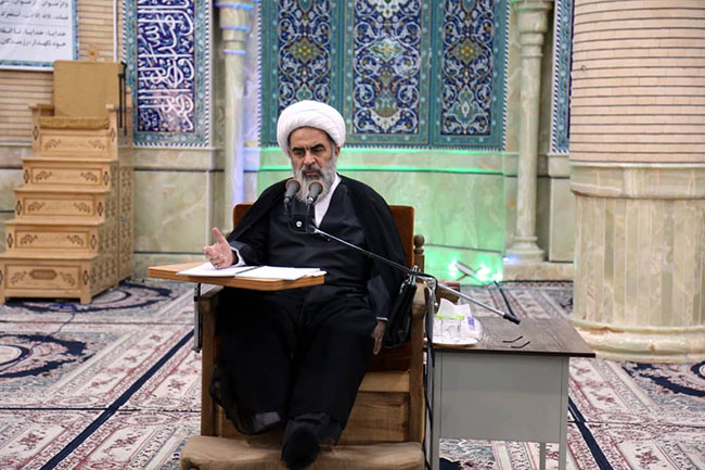 تجلیل از حضرت استاد در روز معلم