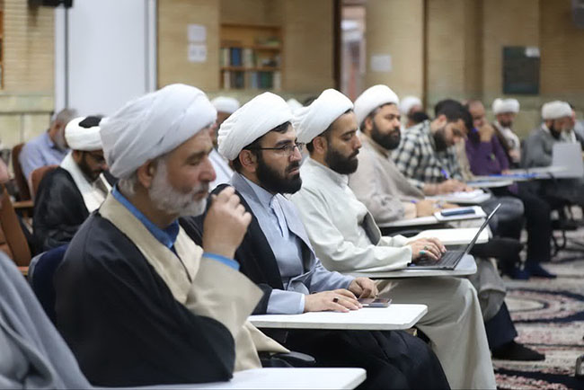 تجلیل از حضرت استاد در روز معلم