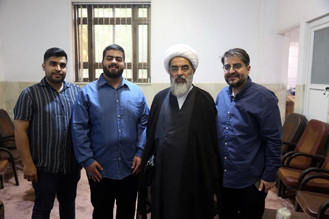 تجلیل از حضرت استاد در روز معلم