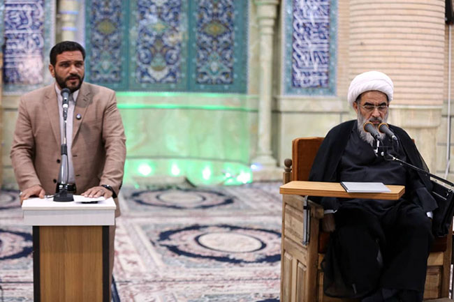 تجلیل از حضرت استاد در روز معلم