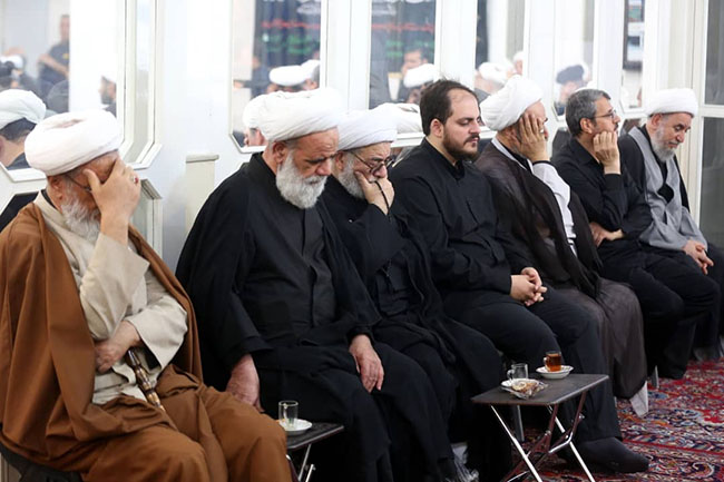 مراسم سوگواری شهادت امام صادق(ع) در دفتر آیت الله فاضل لنکرانی