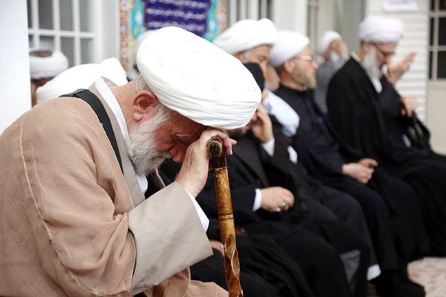 مراسم سوگواری شهادت امام صادق(ع) در دفتر آیت الله فاضل لنکرانی