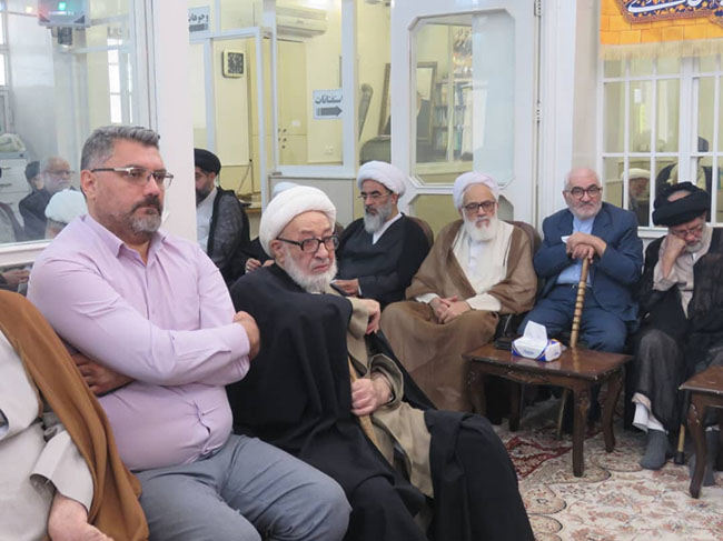 مراسم روضه هفتگی دفتر