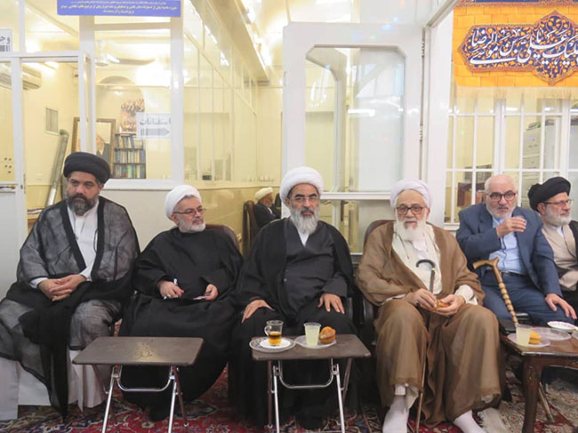 مراسم روضه هفتگی دفتر