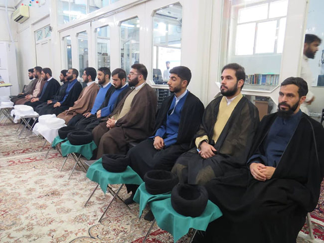 مراسم جشن میلاد با سعادت امام رضا(ع) و آیین عمامه‌گذاری طلاب در حسینیه دفتر آیت‌الله فاضل لنکرانی