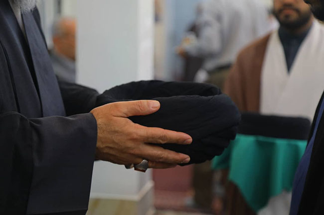 مراسم جشن میلاد با سعادت امام رضا(ع) و آیین عمامه‌گذاری طلاب در حسینیه دفتر آیت‌الله فاضل لنکرانی