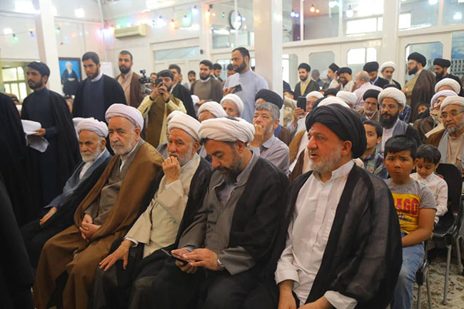 مراسم جشن میلاد با سعادت امام رضا(ع) و آیین عمامه‌گذاری طلاب در حسینیه دفتر آیت‌الله فاضل لنکرانی