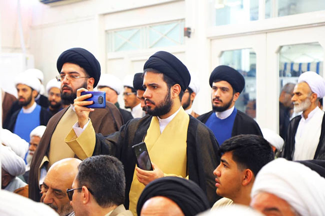 مراسم جشن میلاد با سعادت امام رضا(ع) و آیین عمامه‌گذاری طلاب در حسینیه دفتر آیت‌الله فاضل لنکرانی