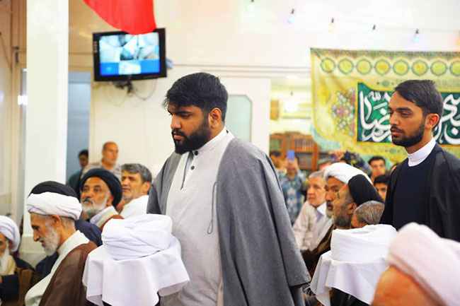 مراسم جشن میلاد با سعادت امام رضا(ع) و آیین عمامه‌گذاری طلاب در حسینیه دفتر آیت‌الله فاضل لنکرانی