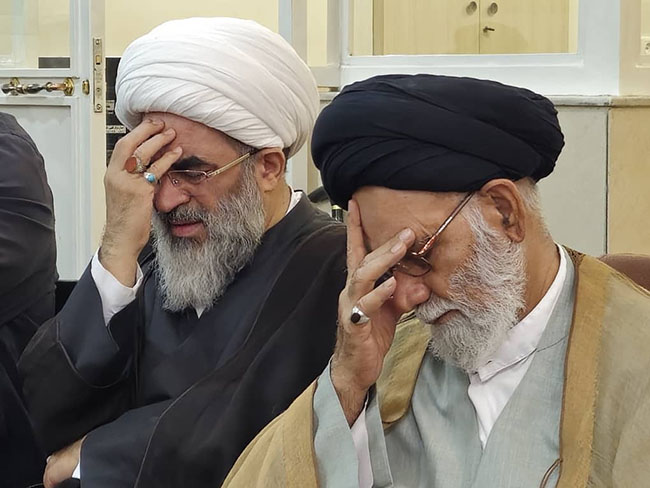 مراسم روضه هفتگی دفتر