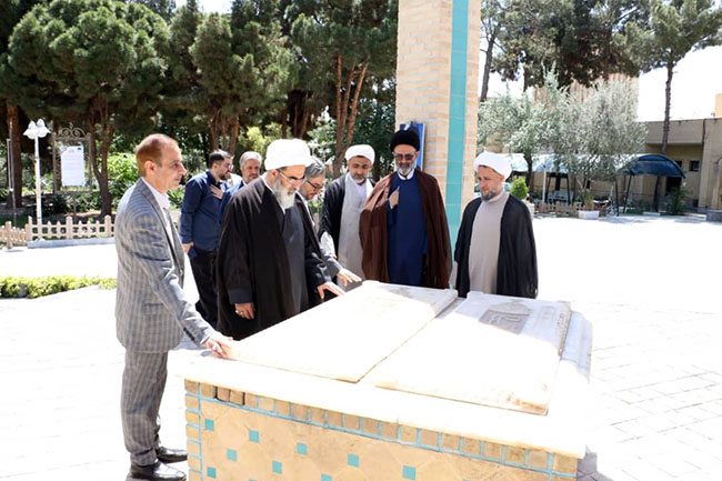 درس اخلاق در جمع مدیران و معاونین صدا و سیمای استان قم