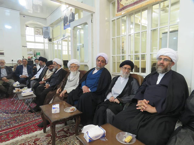 مراسم روضه هفتگی دفتر