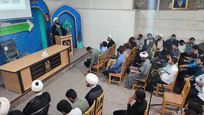 نشست نخبگان پایه پنجم حوزه علمیه خراسان با آیت الله فاضل لنکرانی