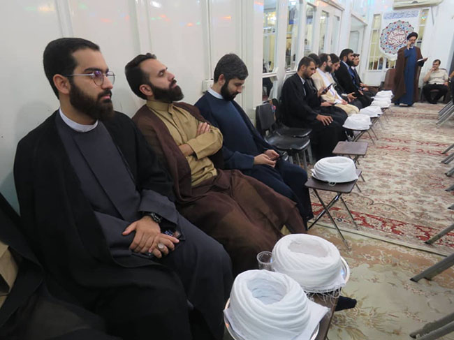 آئین عمامه‌گذاری در روز عید غدیر در دفتر آیت الله فاضل لنکرانی