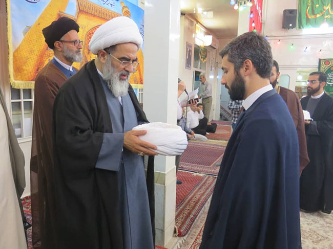 آئین عمامه‌گذاری در روز عید غدیر در دفتر آیت الله فاضل لنکرانی