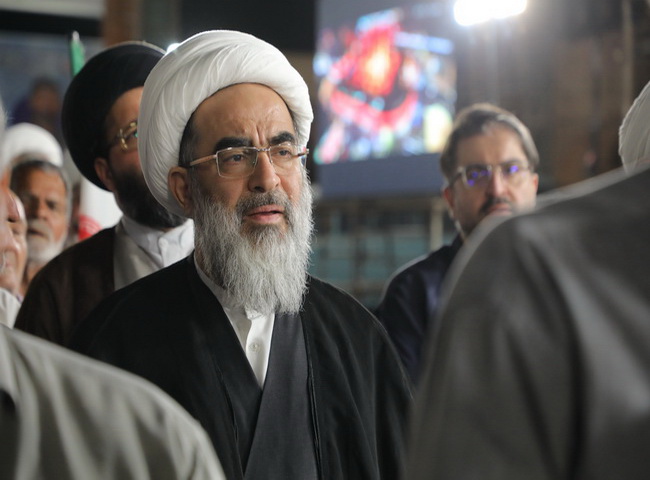 حضور و سخنرانی آیت‌الله فاضل لنکرانی در اجتماع شبانه مردم یزد 