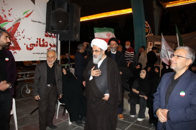حضور در تجمع میدان جهاد و بلوار 15 خرداد قم