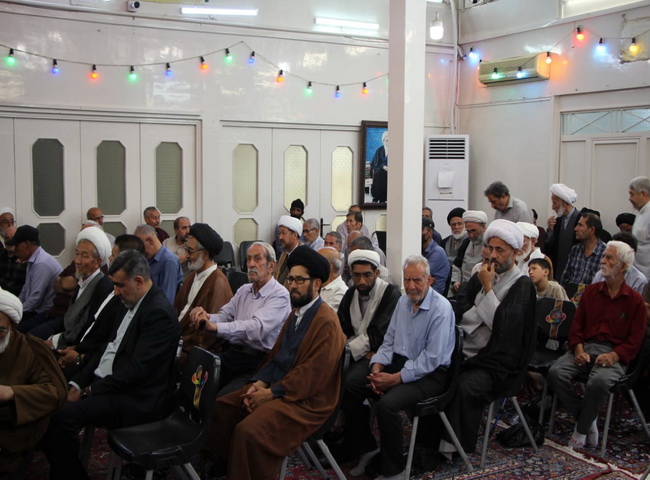 مراسم جشن ولادت رسول خدا(ص) و امام صادق(ع) و عمامه گذاری جمعی از طلاب