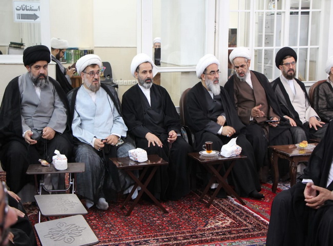 مراسم جشن ولادت رسول خدا(ص) و امام صادق(ع) و عمامه گذاری جمعی از طلاب