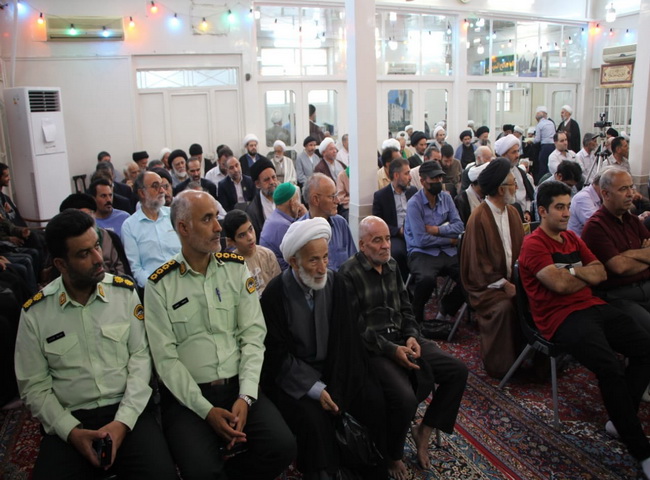 مراسم جشن ولادت رسول خدا(ص) و امام صادق(ع) و عمامه گذاری جمعی از طلاب