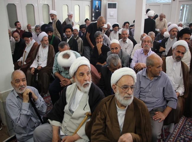 مراسم جشن ولادت رسول خدا(ص) و امام صادق(ع) و عمامه گذاری جمعی از طلاب