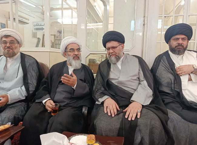 مراسم جشن ولادت رسول خدا(ص) و امام صادق(ع) و عمامه گذاری جمعی از طلاب