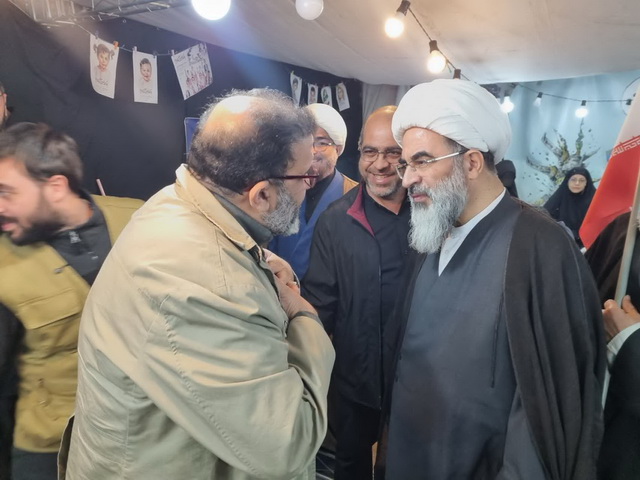 حضور در موکب هنر و رسانه بلوار صدوق و فردوسی قم