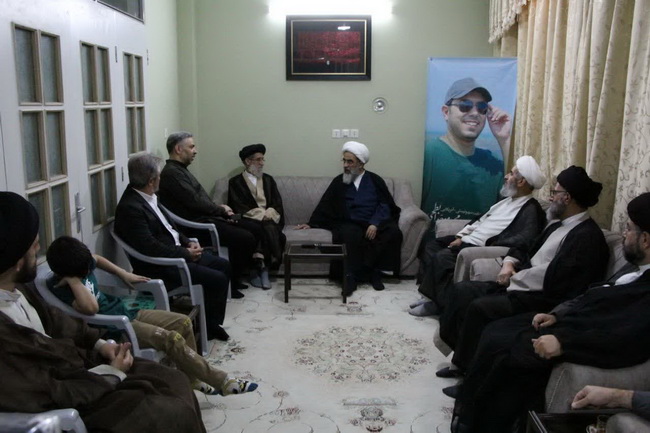 دیدار با خانواده مهندس شهید سید مجید موحدی ابطحی فرزند آیت الله حاج سید علی موحدی ابطحی از شهدای جنگ رمضان