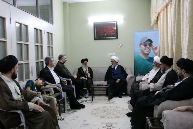 دیدار با خانواده مهندس شهید سید مجید موحدی ابطحی فرزند آیت الله حاج سید علی موحدی ابطحی از شهدای جنگ رمضان