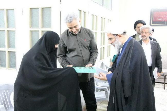 دیدار با خانواده مهندس شهید سید مجید موحدی ابطحی فرزند آیت الله حاج سید علی موحدی ابطحی از شهدای جنگ رمضان