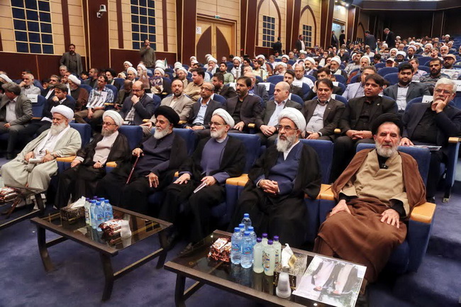 حضور در همایش تبیین الگوی حکمرانی شهید آیت الله رئیسی