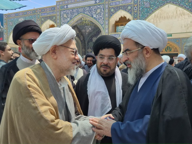 اقامه نماز بر پیکر یکی از علمای شهر نکا