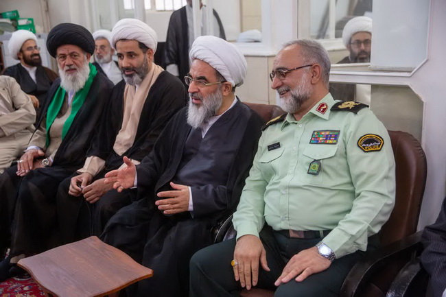 آئین عمامه‌‌گذاری و بزرگداشت عید بزرگ غدیرخم و یادبود سالروز ارتحال امام خمینی(ره) إحیاگر غدیر